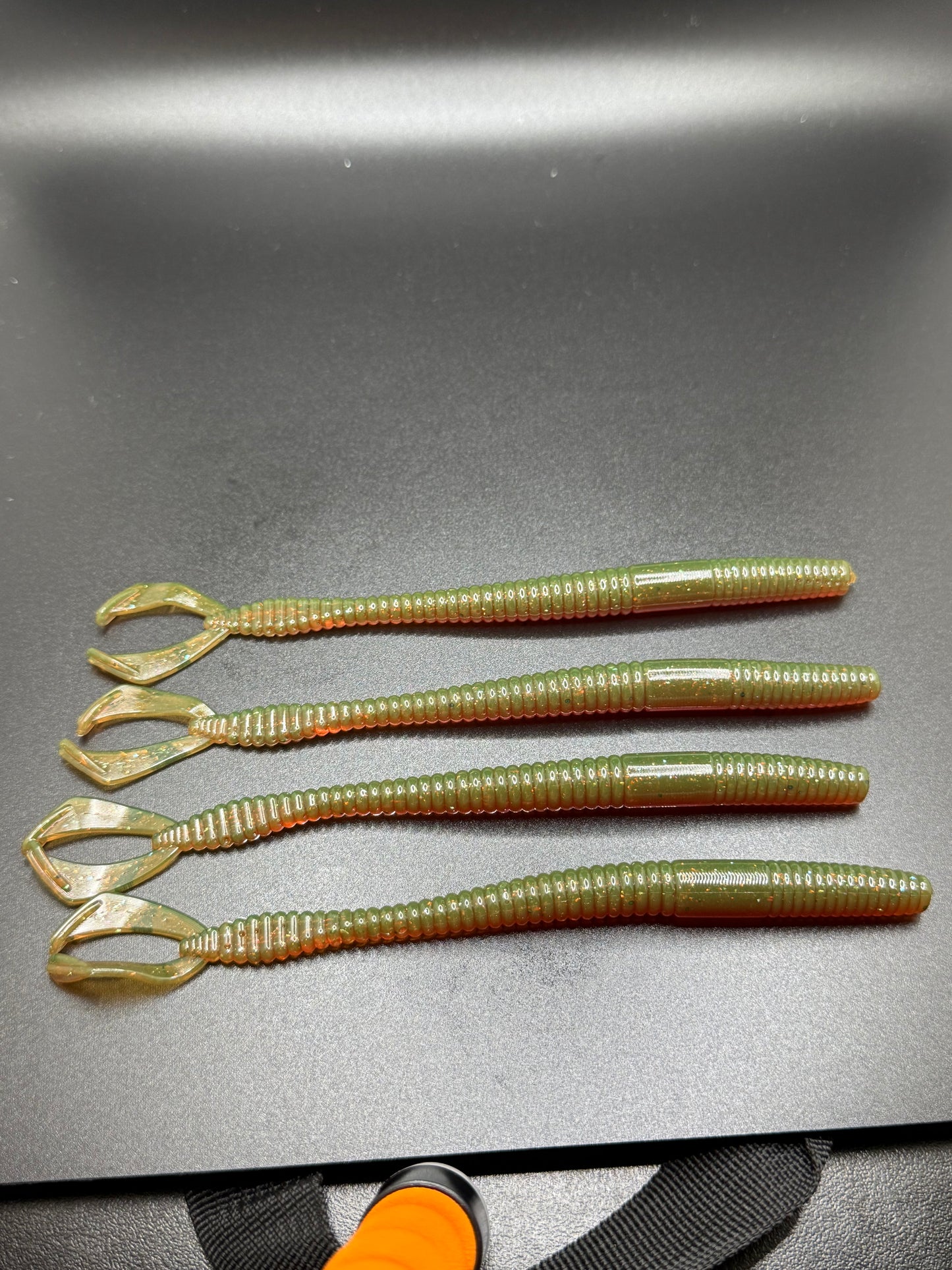 6.6” marathon worm